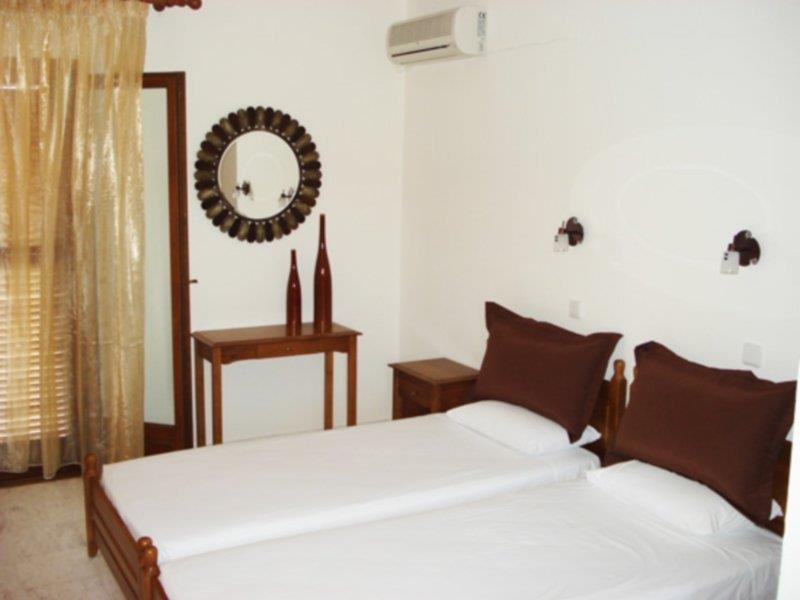 Aparthotel Zephyros Polychrono Esterno foto