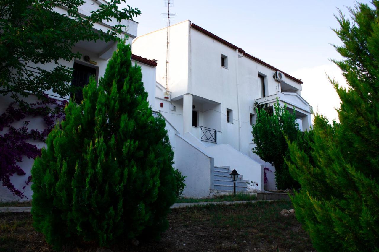 Aparthotel Zephyros Polychrono Esterno foto